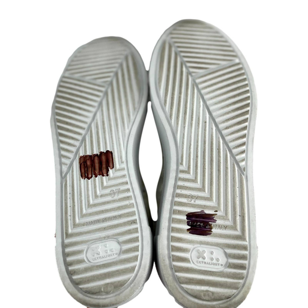 Laura Bellariva Gold Metallic Slip-On Sneaker European Size 37 EUC - Picture 10 of 10